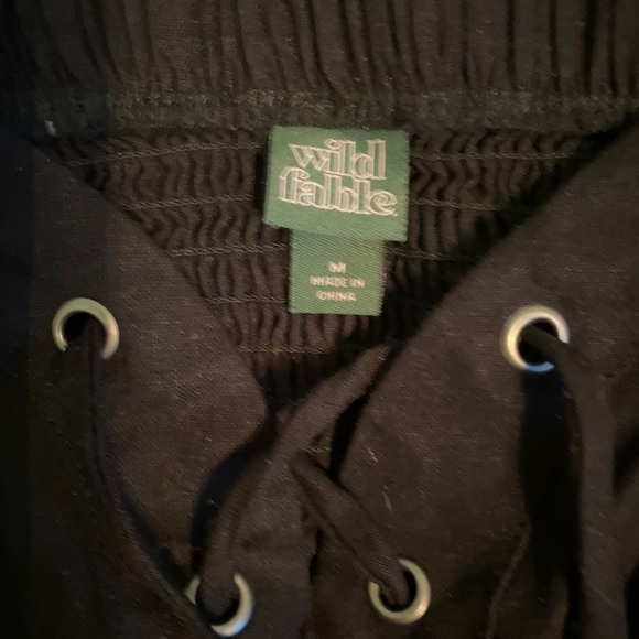 Drawstring Crop Top - Picture 4 of 5